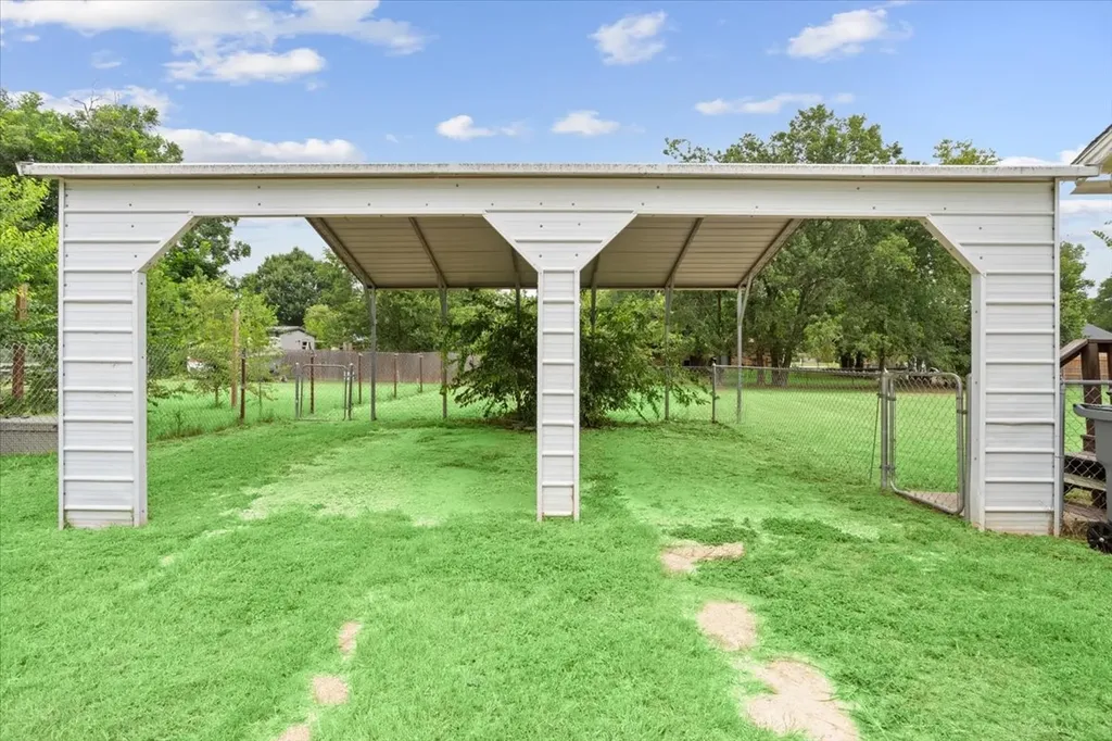 608 Ninth Street Hico TX 76457