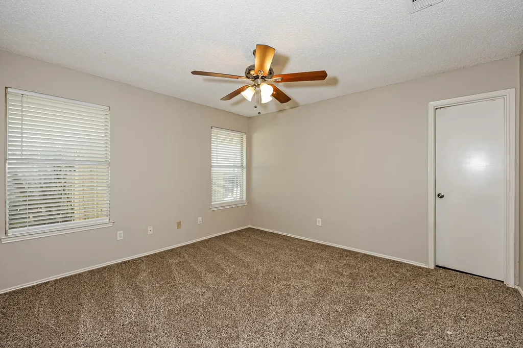 606 Plainview Drive Mansfield TX 76063