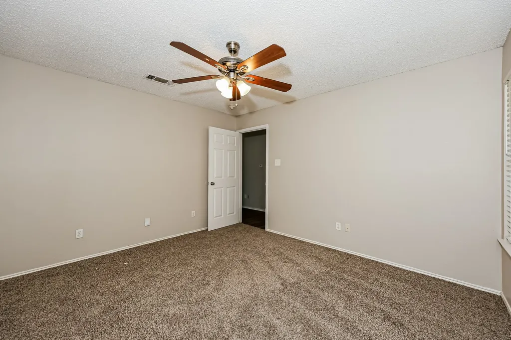 606 Plainview Drive Mansfield TX 76063