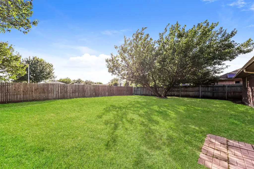 606 Plainview Drive Mansfield TX 76063