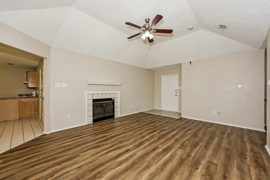 606 Plainview Drive Mansfield TX 76063
