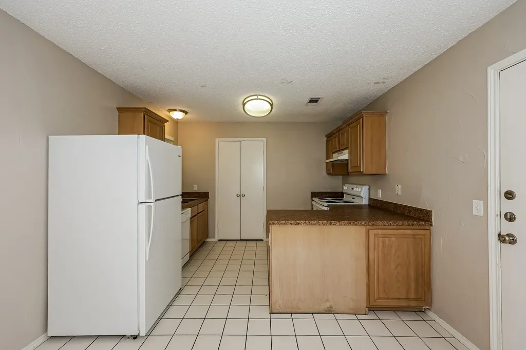 606 Plainview Drive Mansfield TX 76063