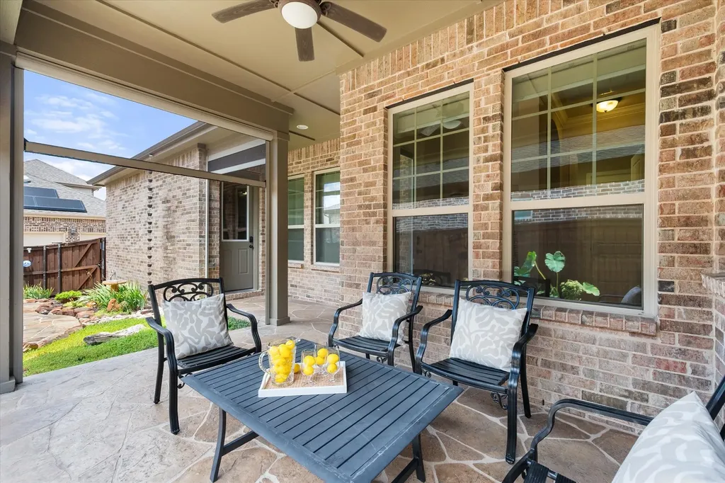 1231 Autumn Mist Way Arlington TX 76005
