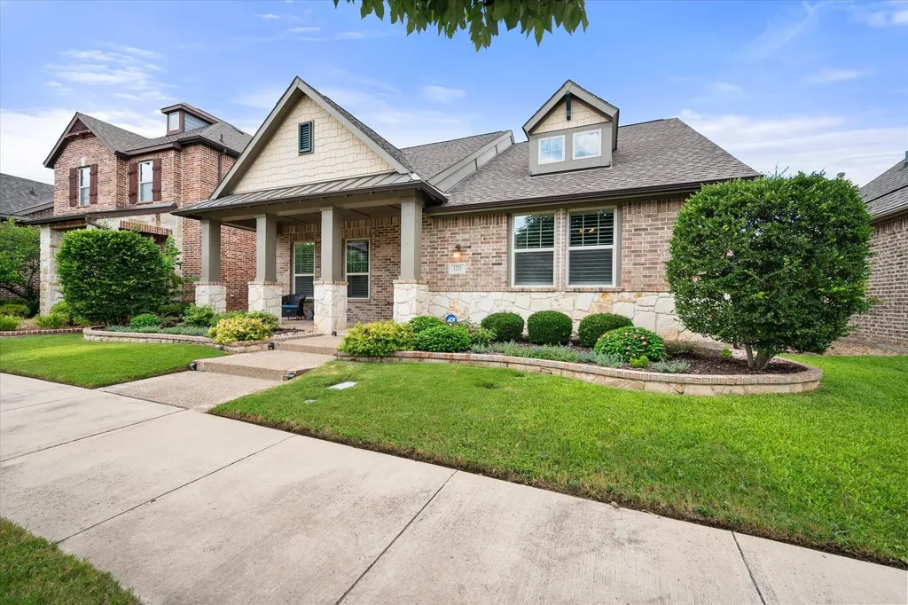 1231 Autumn Mist Way Arlington TX 76005