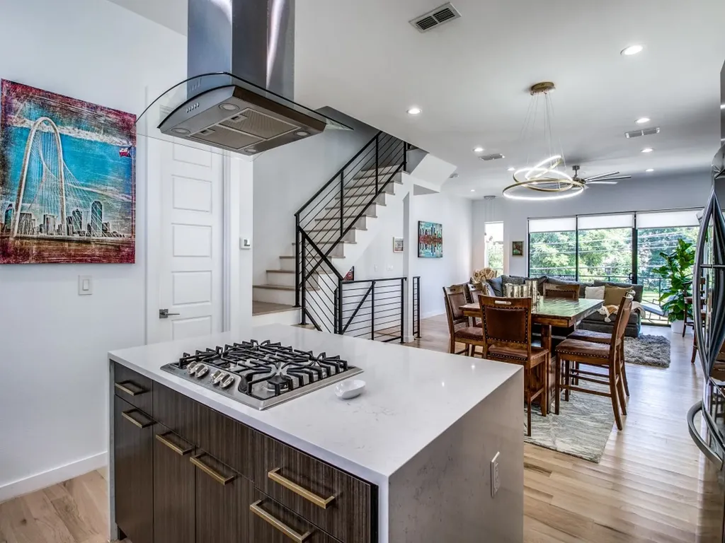 4223 Munger Avenue Dallas TX 75204