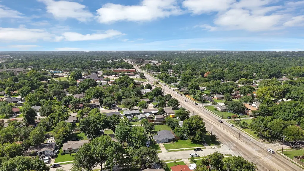 113 E Linda Drive Garland TX 75041