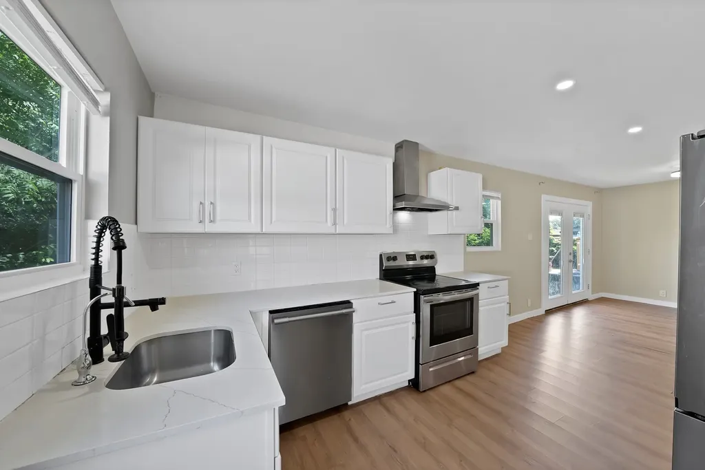 113 E Linda Drive Garland TX 75041