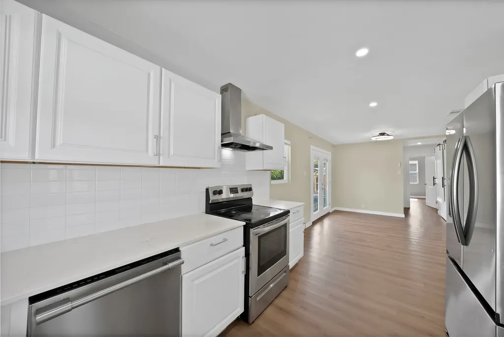 113 E Linda Drive Garland TX 75041