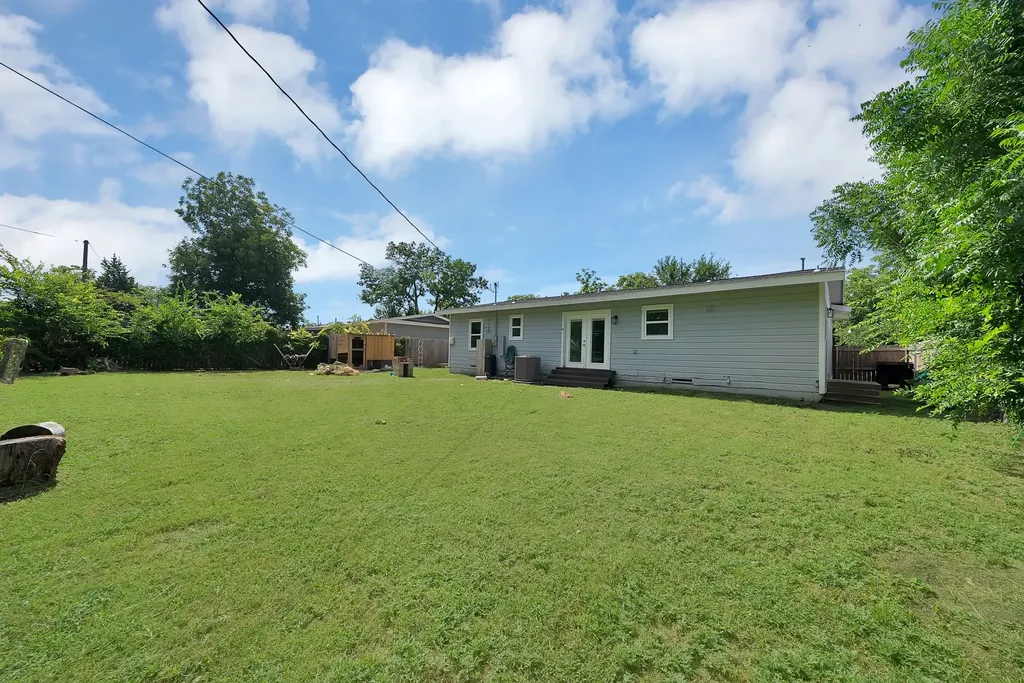 113 E Linda Drive Garland TX 75041