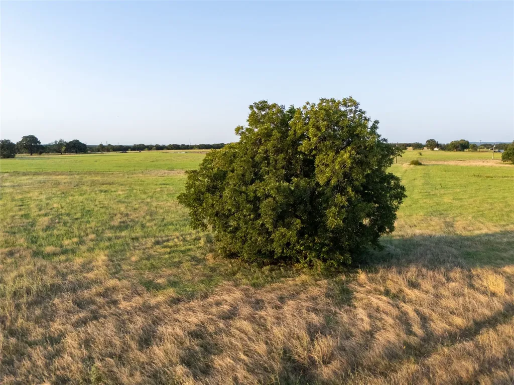 300 County Road 1475 Alvord TX 76225