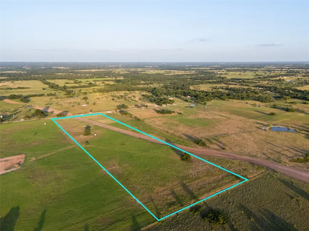 300 County Road 1475 Alvord TX 76225