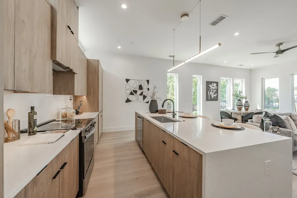5320 Reiger Avenue Dallas TX 75214