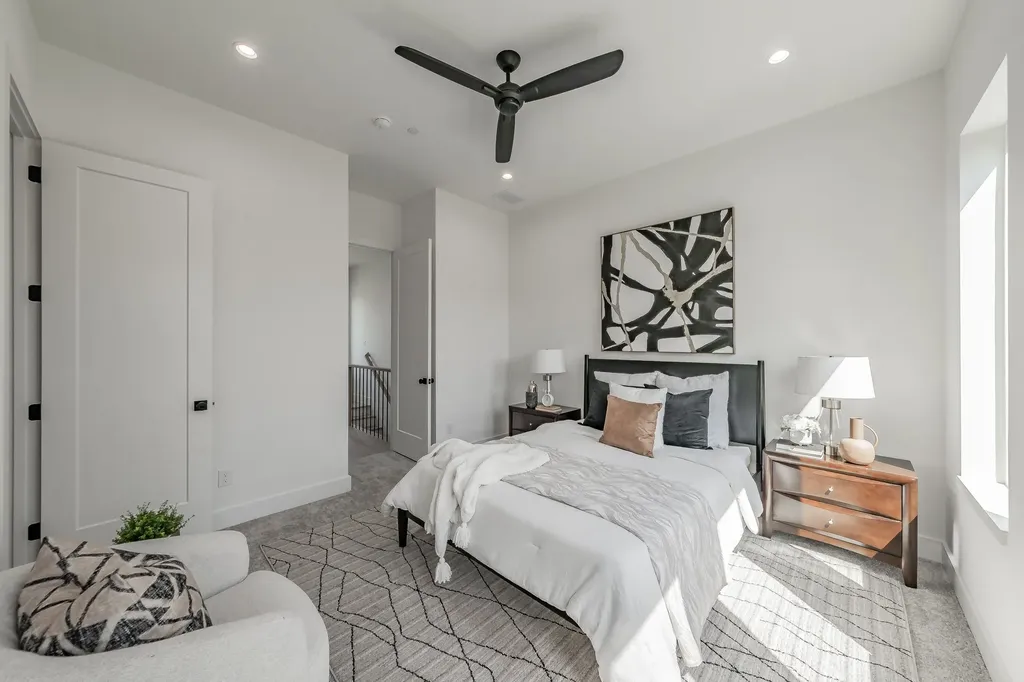 5320 Reiger Avenue Dallas TX 75214