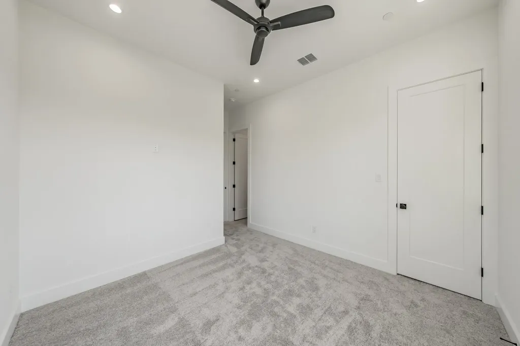 5320 Reiger Avenue Dallas TX 75214