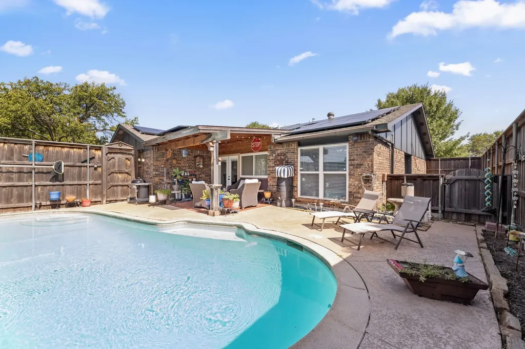 2902 High Plateau Drive Garland TX 75044