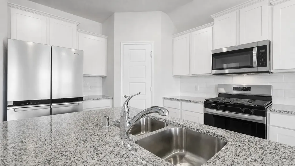 2105 Hunter Lane Anna TX 75409