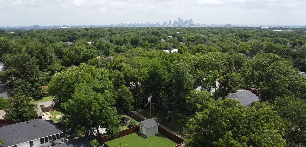 922 Hollywood Avenue Dallas TX 75208