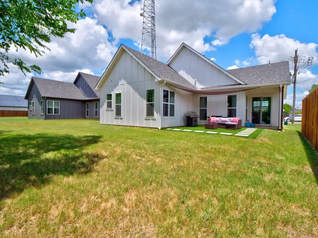 408 Demoye Street Aubrey TX 76227