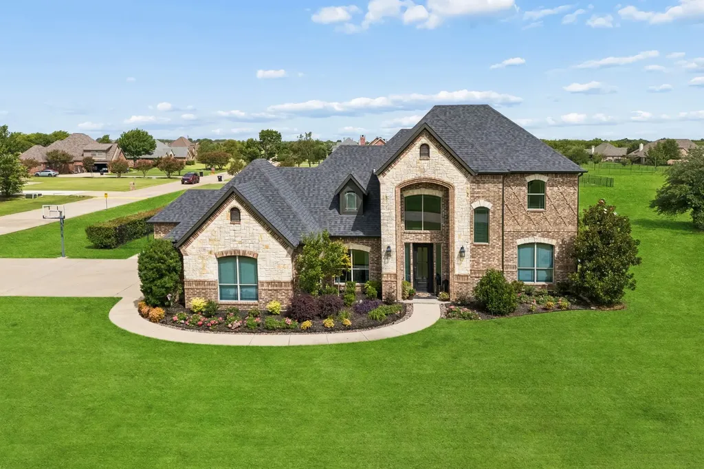 16011 Oconner Avenue Talty TX 75126