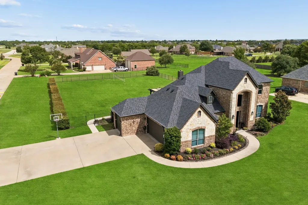 16011 Oconner Avenue Talty TX 75126