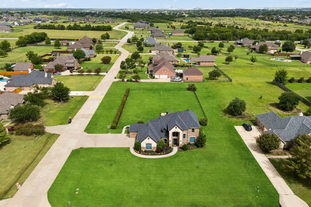 16011 Oconner Avenue Talty TX 75126