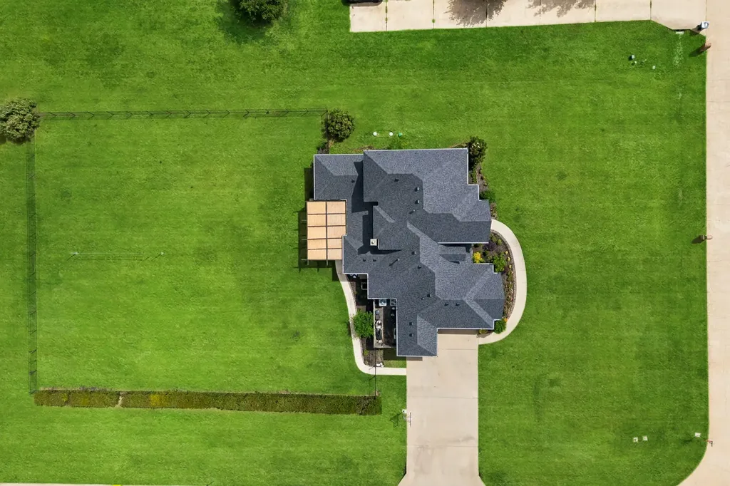 16011 Oconner Avenue Talty TX 75126