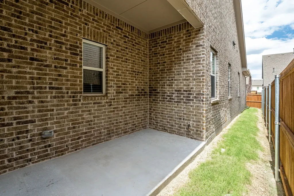 908 Utica Drive Mckinney TX 75069