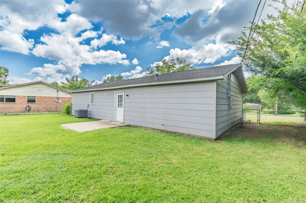 3407 Highmeadow Lane Greenville TX 75402