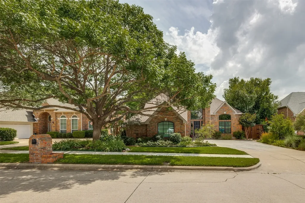 6208 Trailwood Drive Plano TX 75024