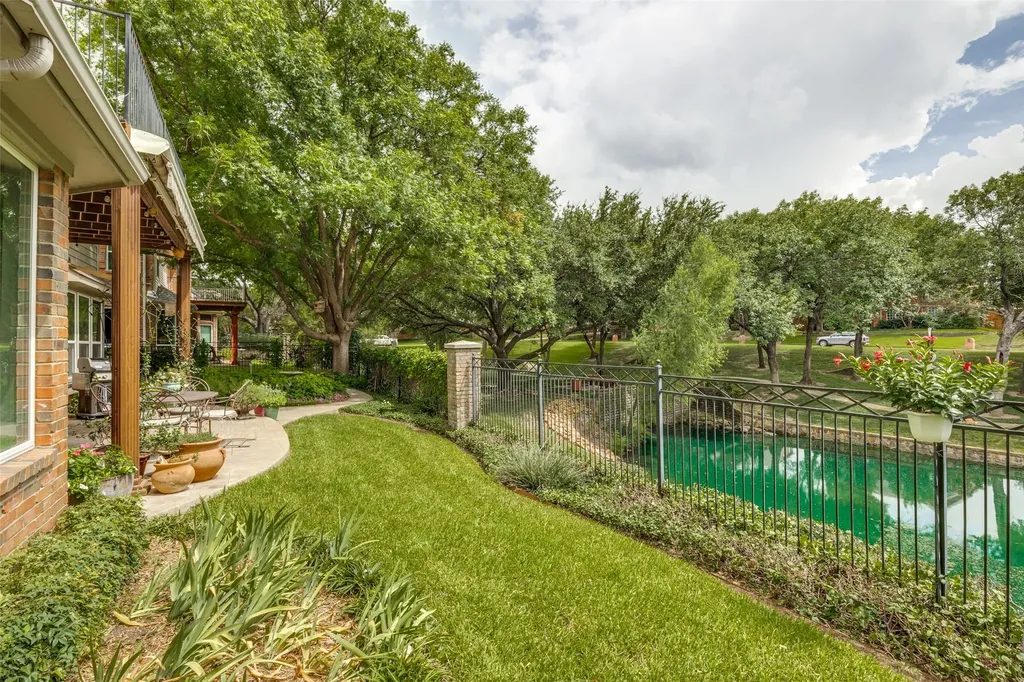 6208 Trailwood Drive Plano TX 75024