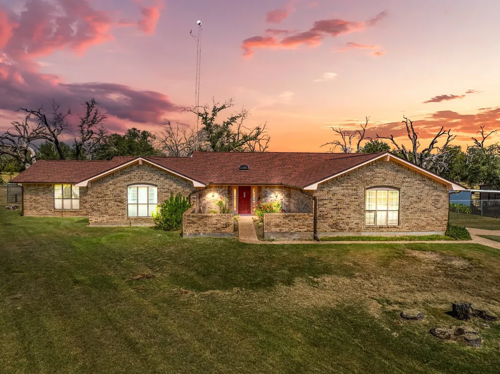 147 Wildflower Lane Whitney TX 76692