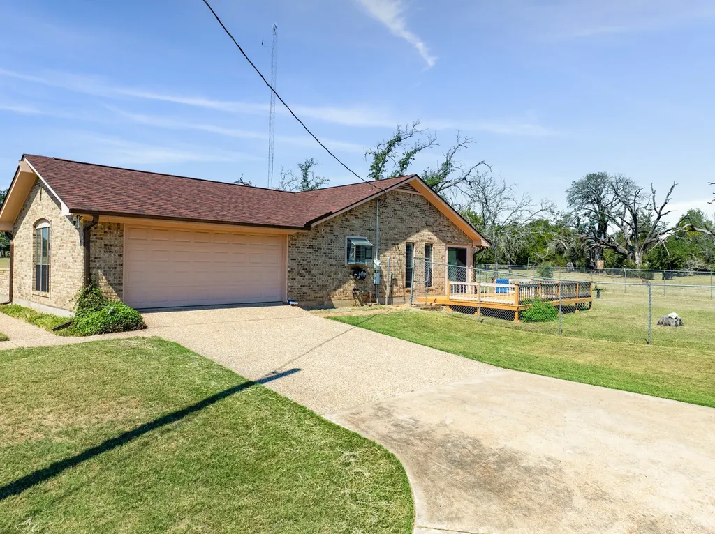 147 Wildflower Lane Whitney TX 76692