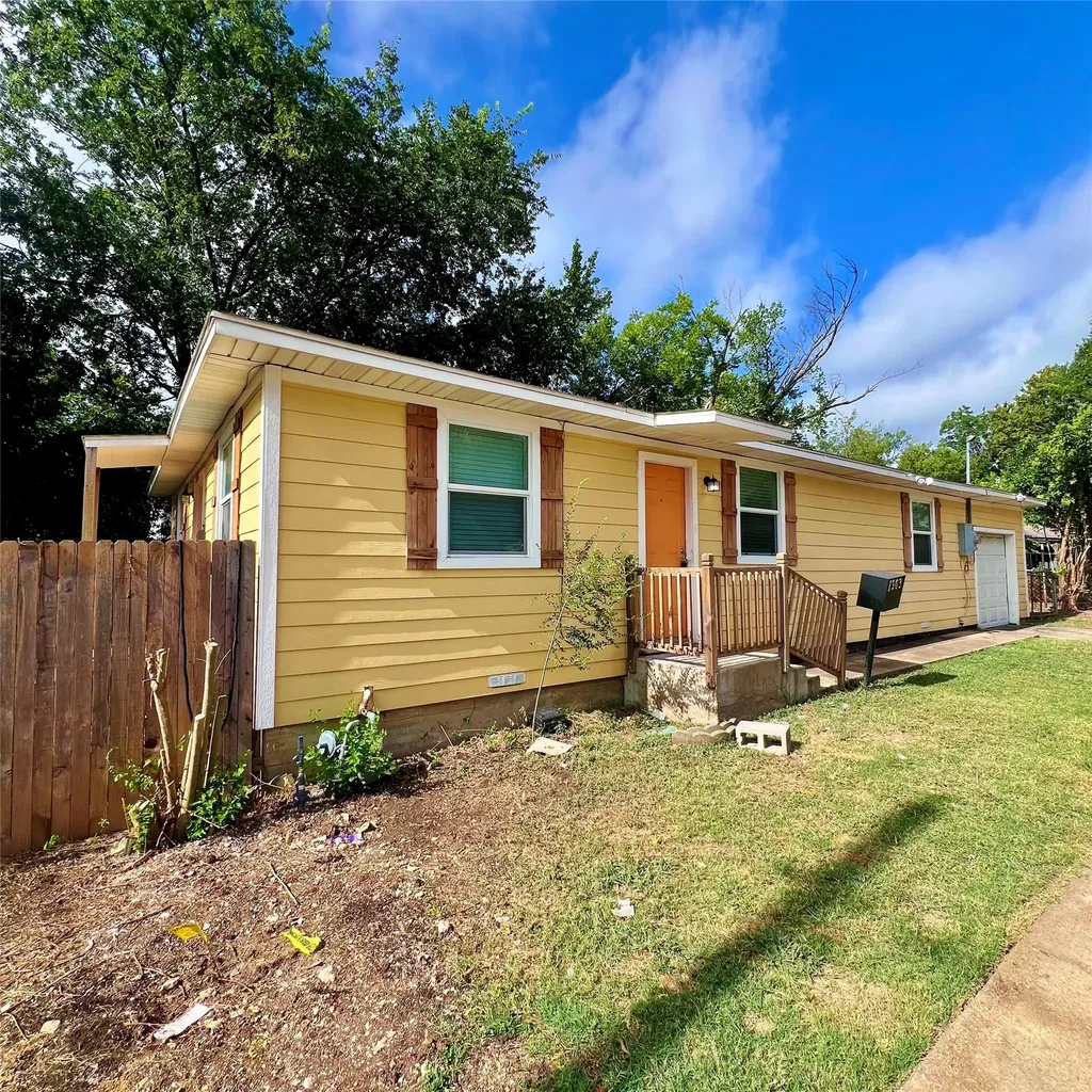 1903 Dryden Drive Dallas TX 75211