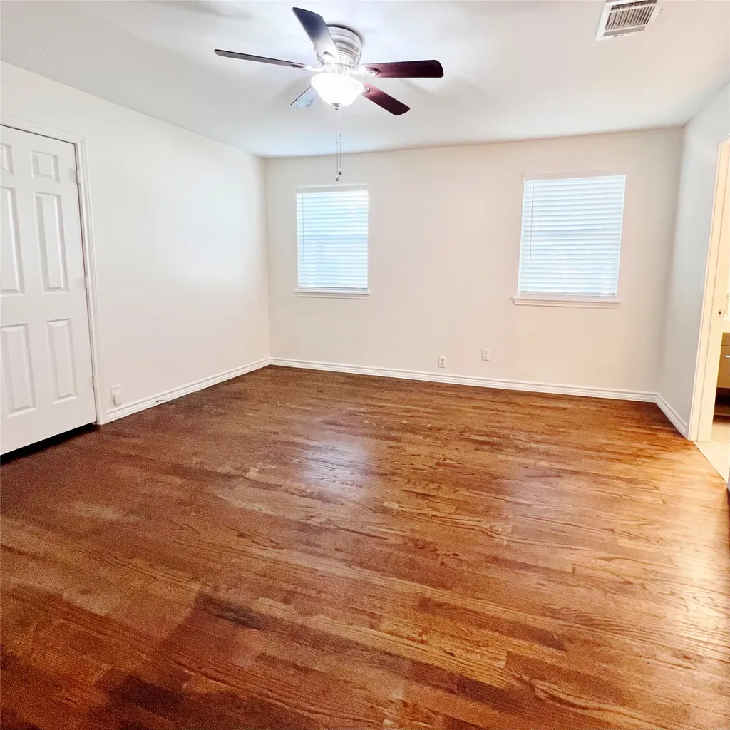 1903 Dryden Drive Dallas TX 75211