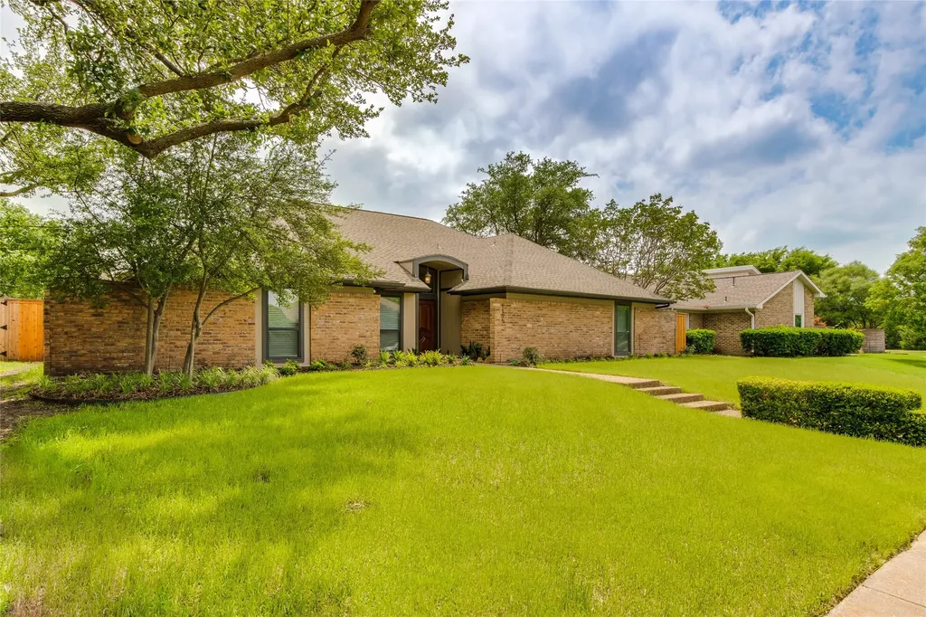1135 Bull Run Richardson TX 75080