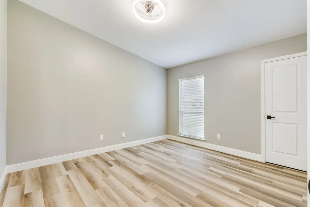 1135 Bull Run Richardson TX 75080