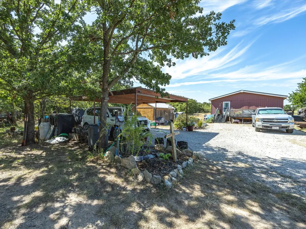 353 R And R Drive Springtown TX 76082