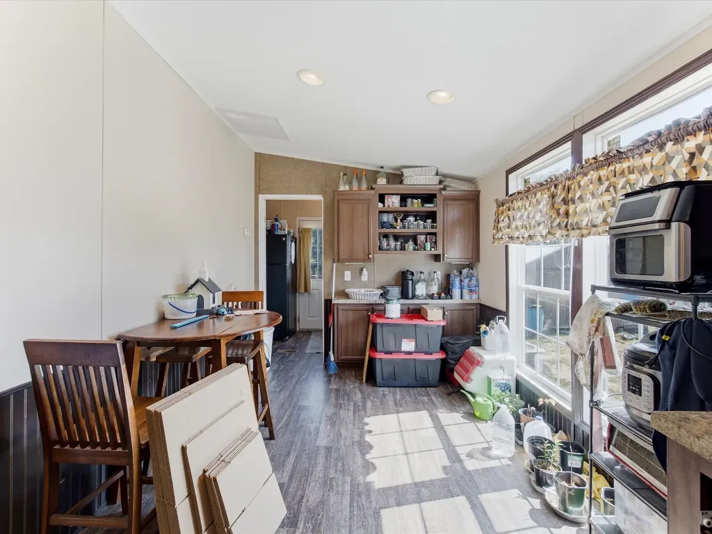 353 R And R Drive Springtown TX 76082