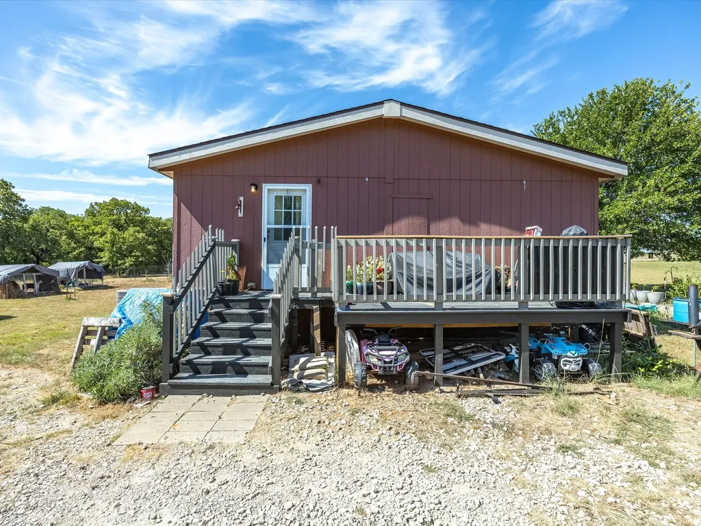 353 R And R Drive Springtown TX 76082
