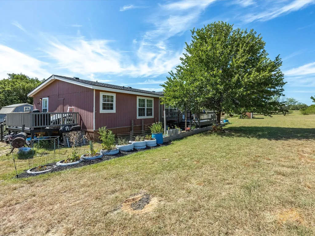 353 R And R Drive Springtown TX 76082