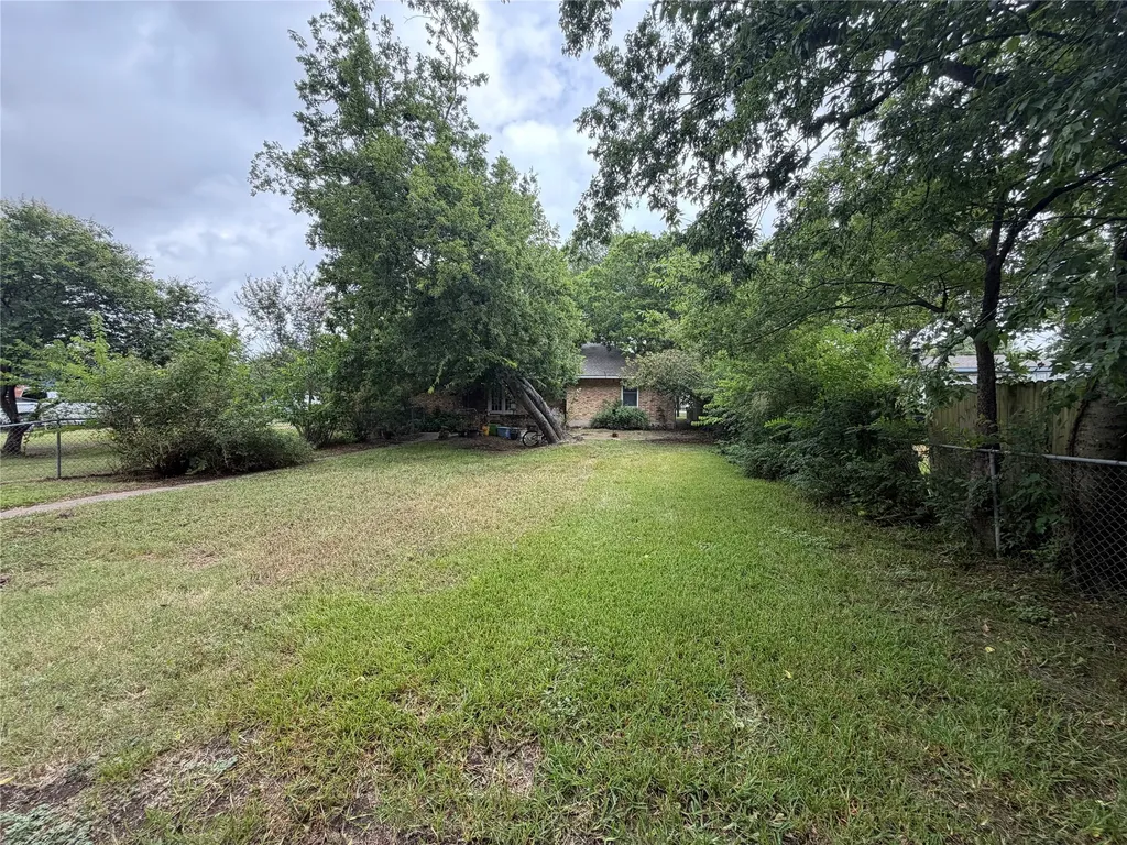 209 N 4th Street Crandall TX 75114