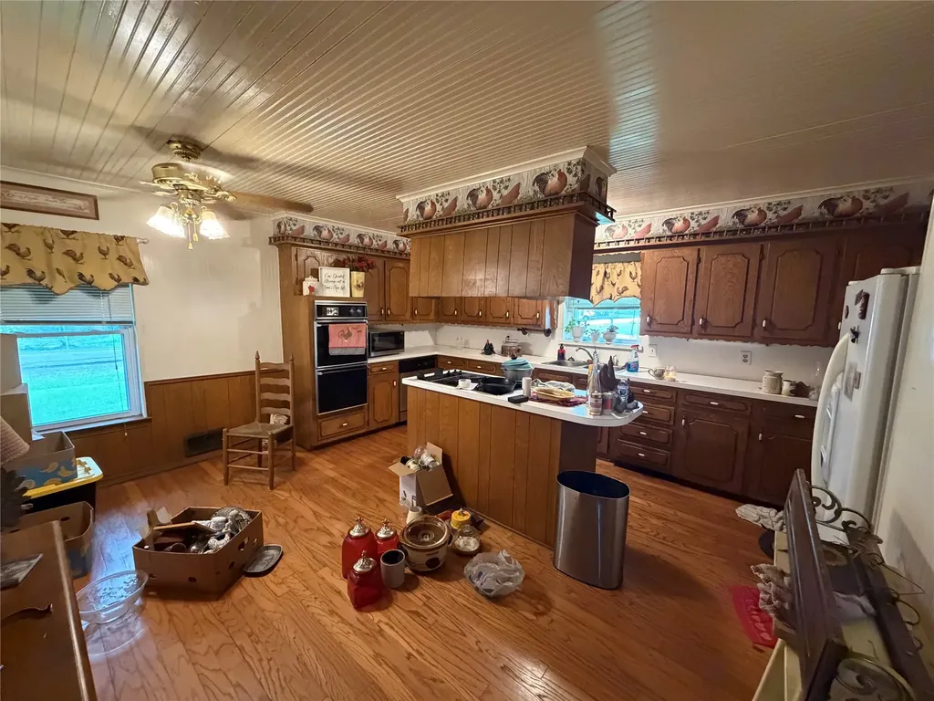209 N 4th Street Crandall TX 75114