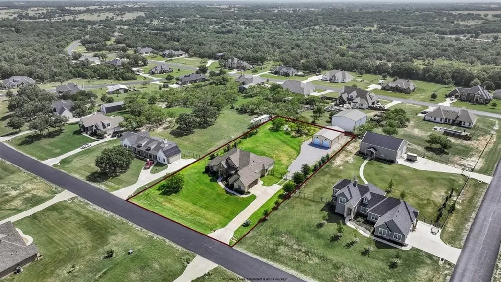140 Lucky Ridge Lane Boyd TX 76023