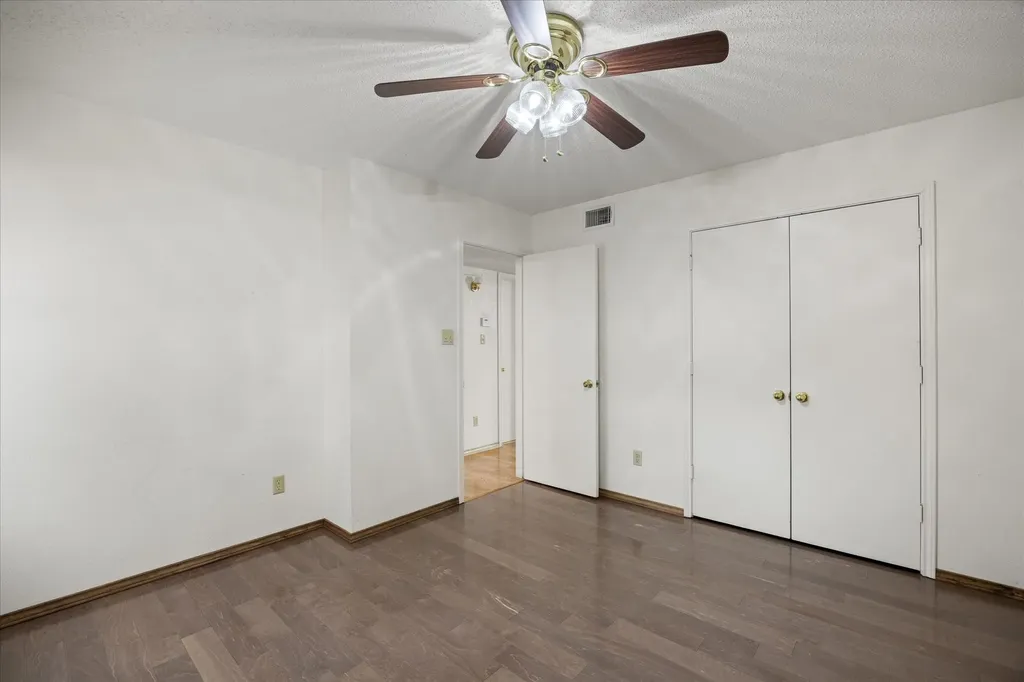 1809 Sprucewood Avenue Stephenville TX 76401
