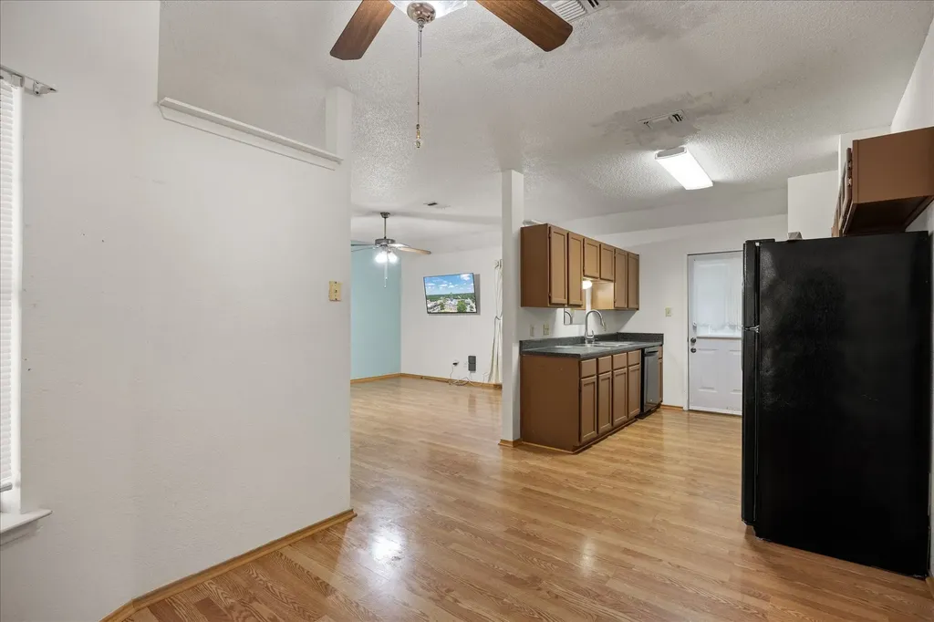 1809 Sprucewood Avenue Stephenville TX 76401