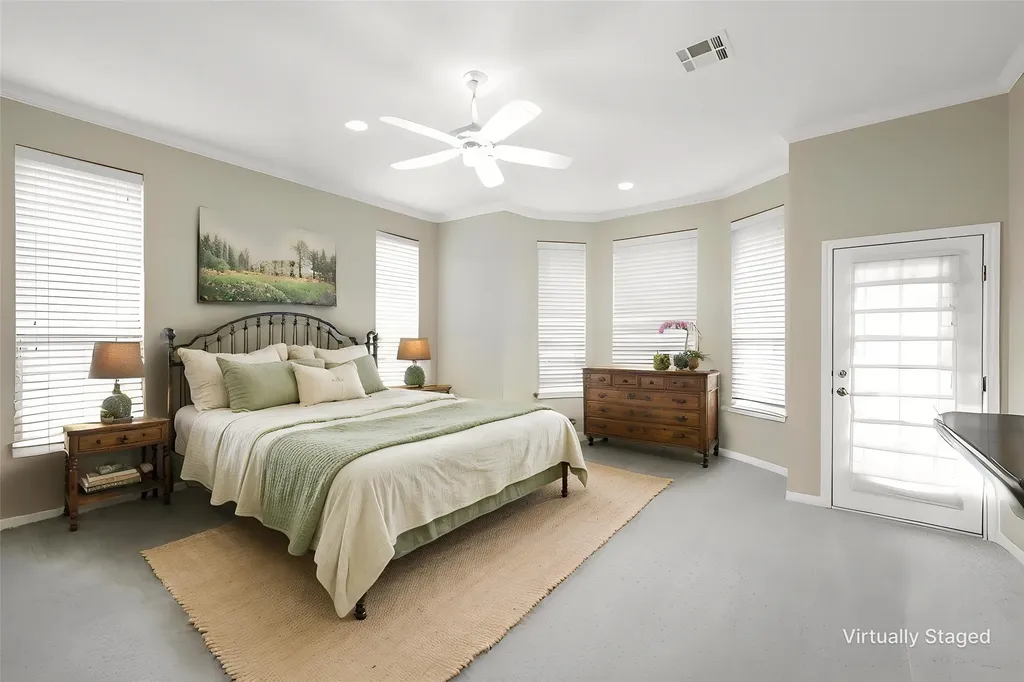 100 Laurel Oaks Lane Crawford TX 76638