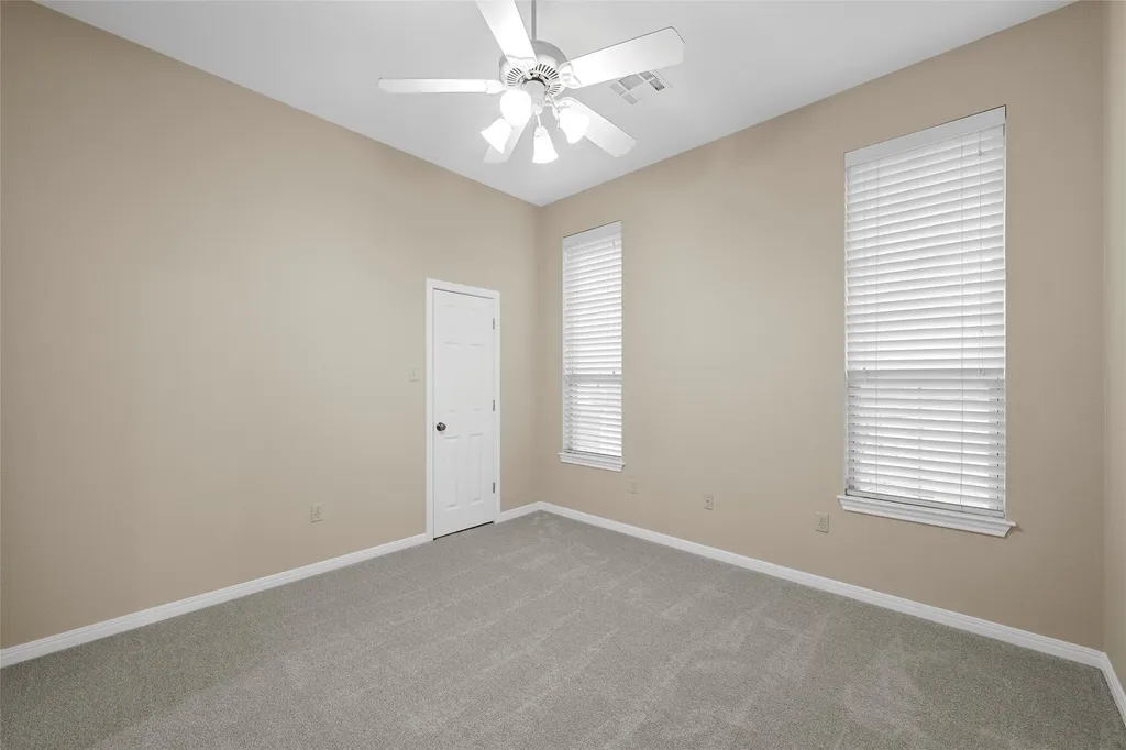100 Laurel Oaks Lane Crawford TX 76638