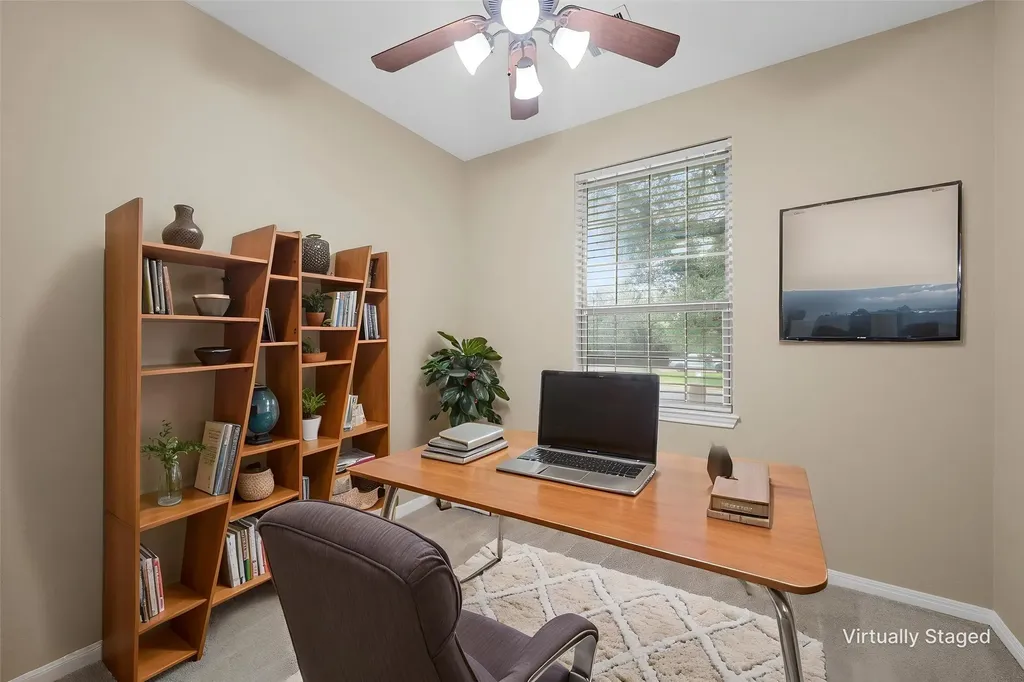 100 Laurel Oaks Lane Crawford TX 76638