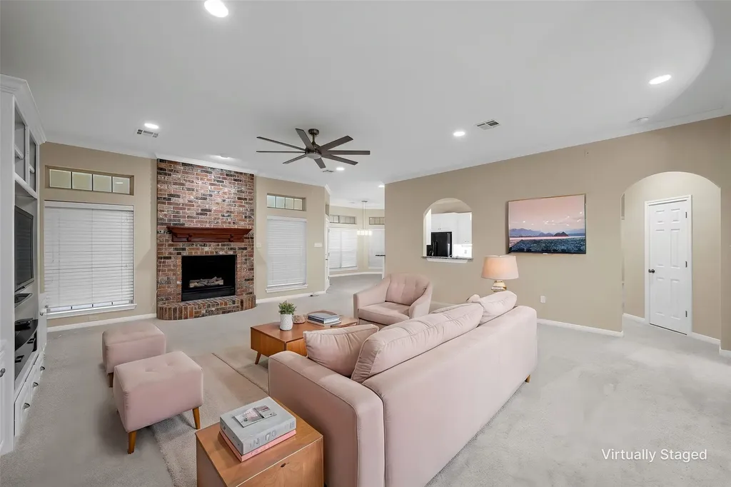 100 Laurel Oaks Lane Crawford TX 76638
