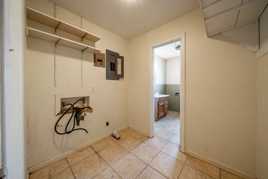 1105 County Road 345 Rotan TX 79546